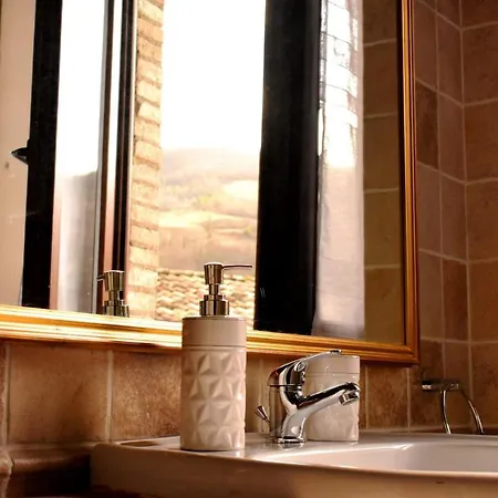 Alloggio per agriturismo Marcofrate, A Retreat In The Nature